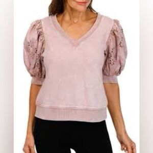 Kensie Lavender V-Neck Top with Puff Eyelet Sleeves